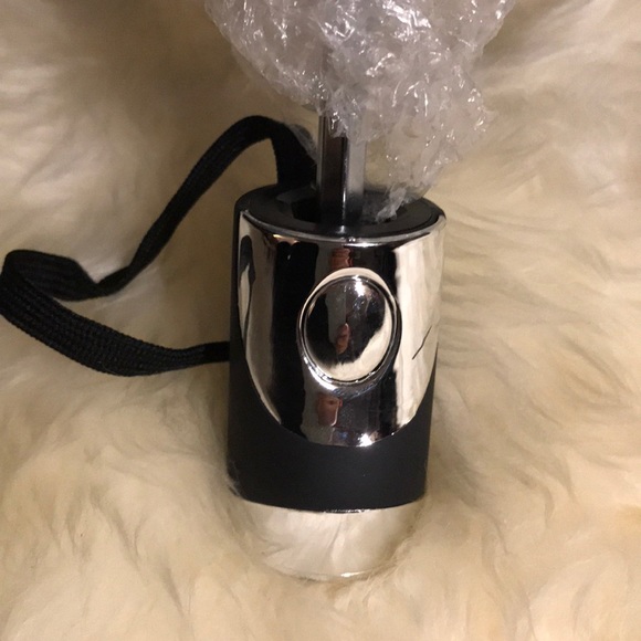 ☔️New BEBE Snake Print Retractable Umbrella☔️ - Picture 6 of 7